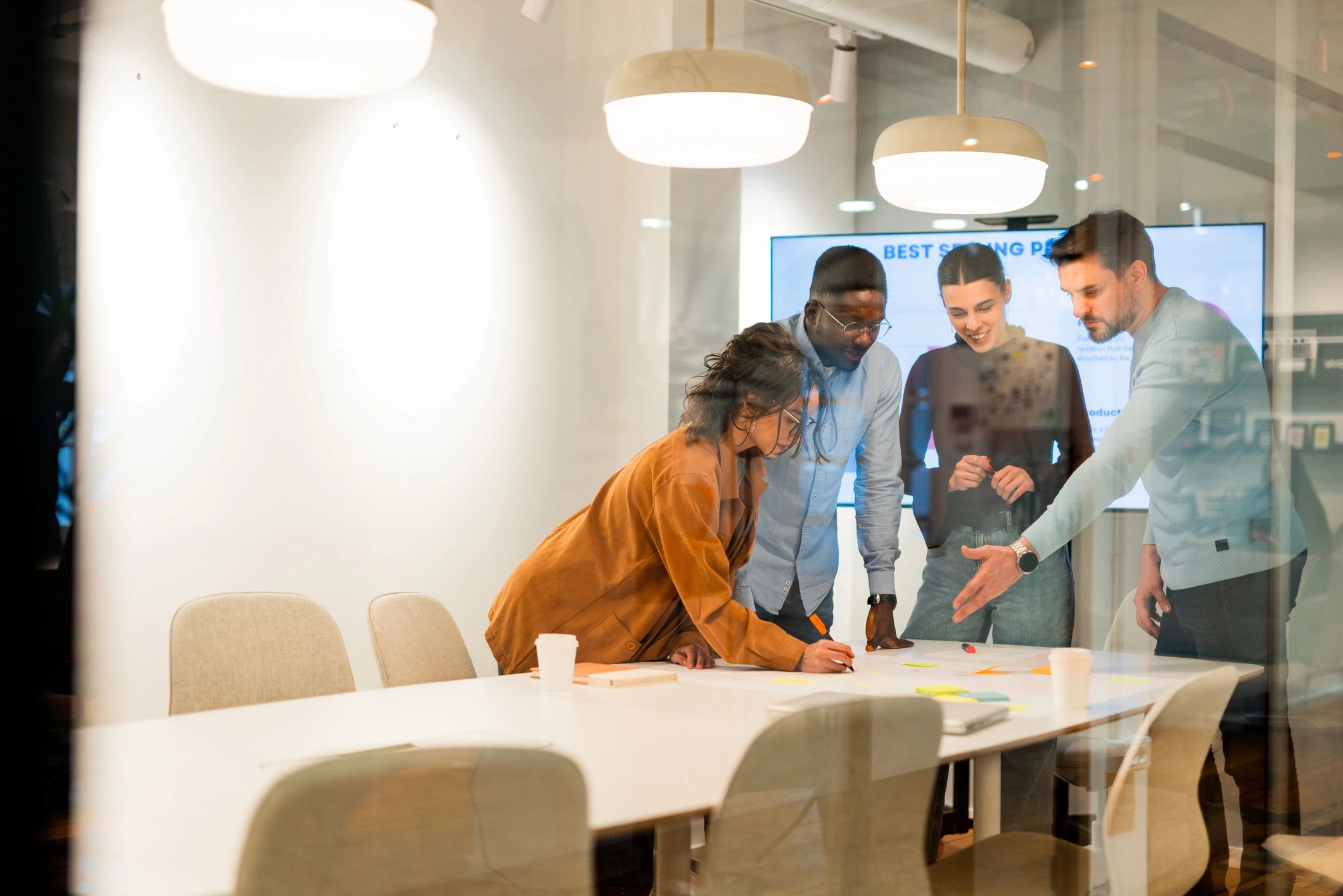 digital marketing team working